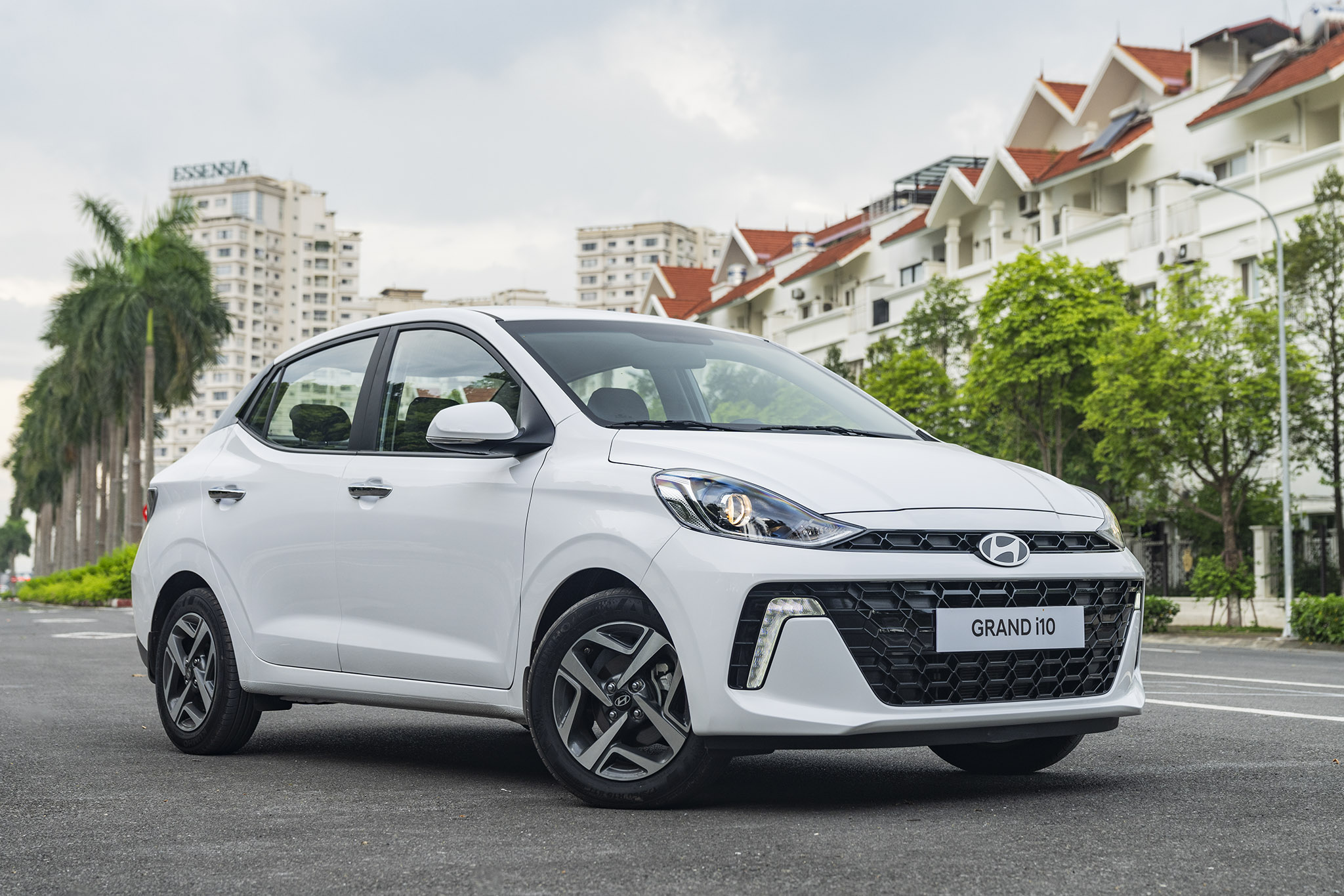 New-Grand-i10-Sedan