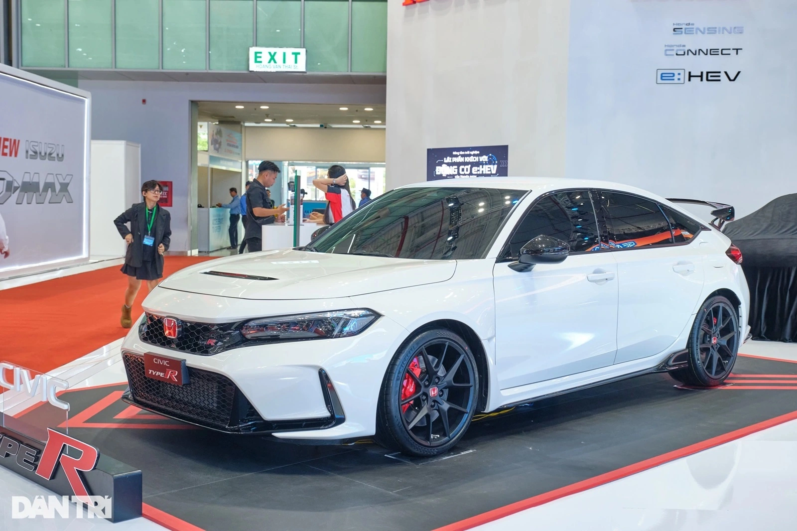 gan-10-mau-o-to-tang-gia-trong-quy-1-nam-2025-anh1-1742641715498